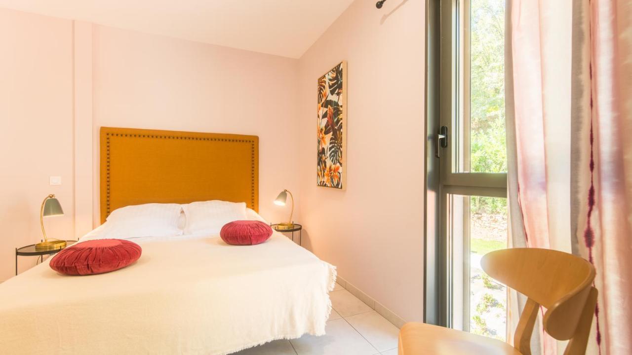 Villa Spacieuse Avec Jacuzzi Privatif Sarlat-la-Canéda Exterior foto
